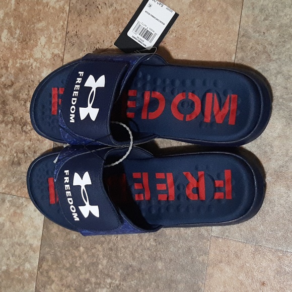 New. Men's Under Armour Ignite 7 Slides. Size: 8 - Picture 1 of 4